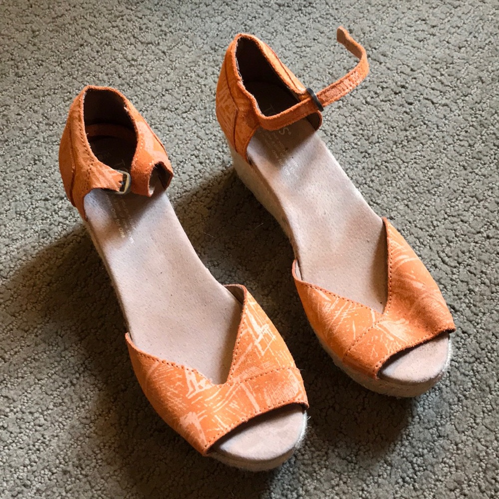 Toms Wedge Heels